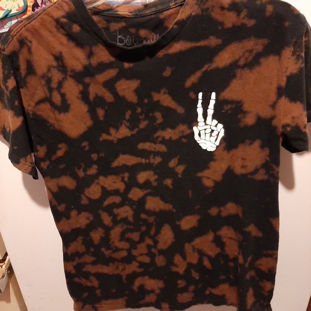 Tidied t  brown or blackish ,bowery supley clothing  unisex m